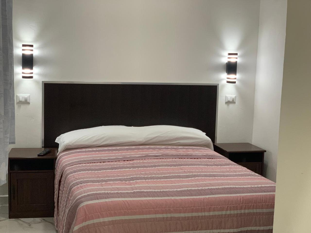 Tune Homes B&B Рим Екстериор снимка