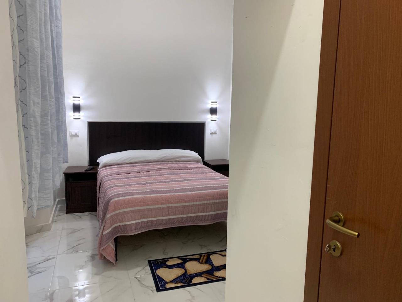 Tune Homes B&B Рим Екстериор снимка